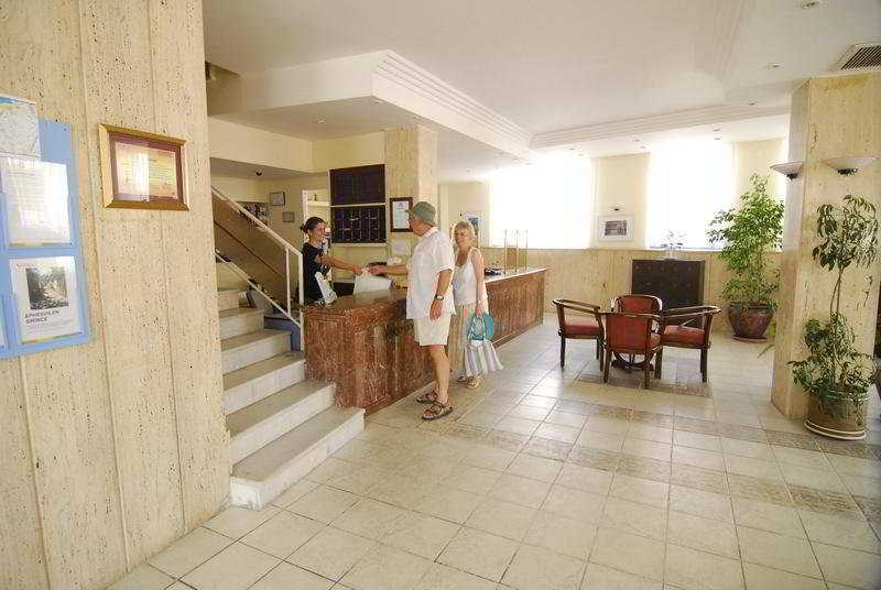 Akdeniz Apart Hotel Kusadasi Exterior photo