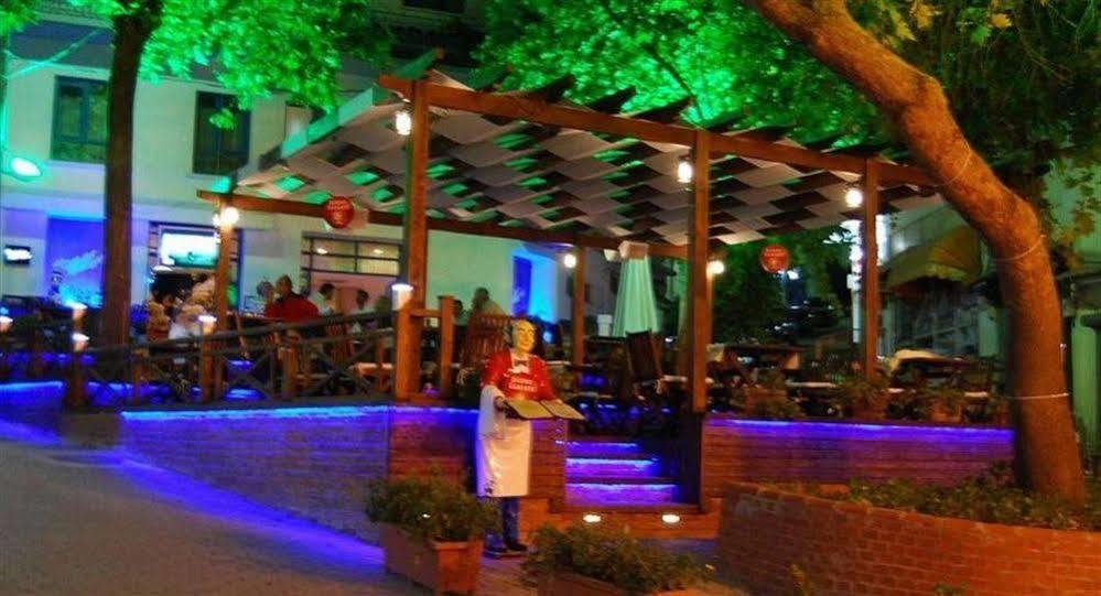 Akdeniz Apart Hotel Kusadasi Exterior photo